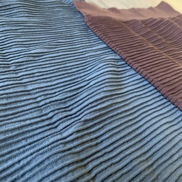 M U.S.A | Ribbed Skirt Bundle - Picture 7 of 11